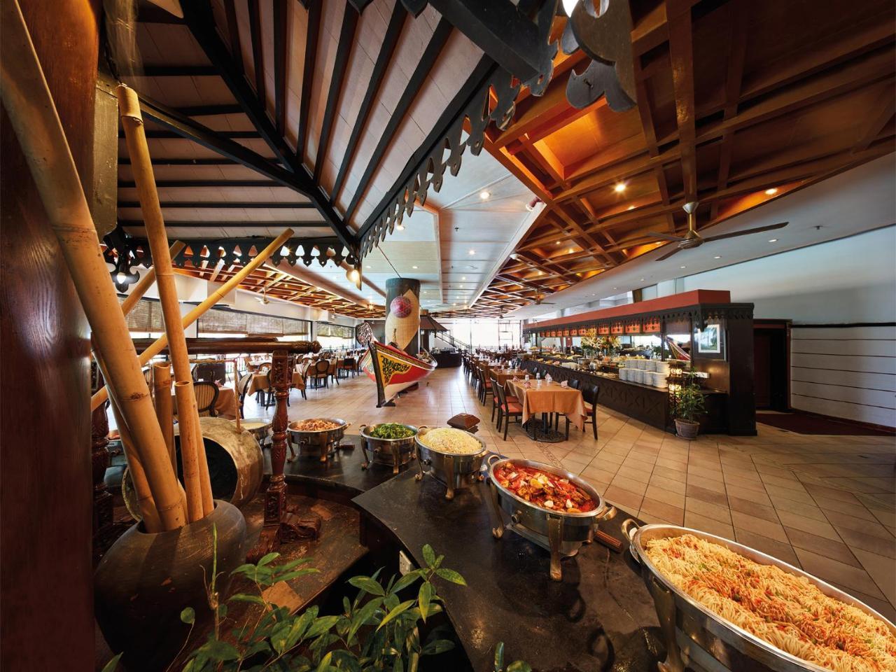 科亚世界度假酒店 外观 照片 The interior of the restaurant